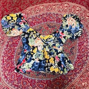 Floral Zara blouse. Size xs.